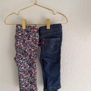 Levi’s 2-pack baby knit leggings
